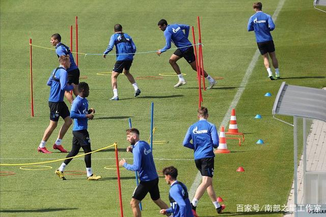 郑薇：朝鲜主力中锋缺阵 我们临时打小球战术